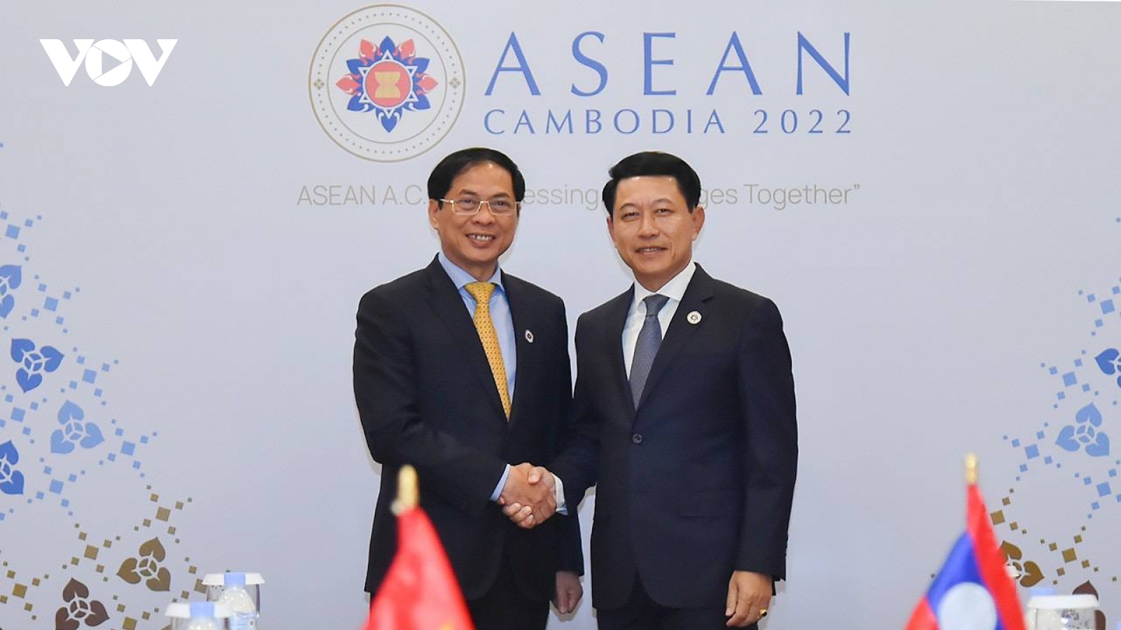 Bộ trưởng Ngoại giao Việt Nam gặp Phó Thủ tướng, Bộ trưởng Ngoại giao Lào